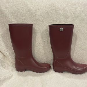 Pre-loved UGG Burgundy Tall Rain Boot